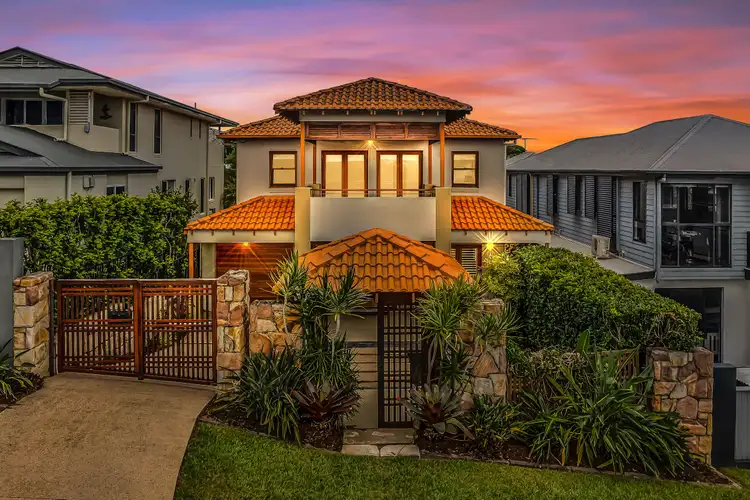 Second view of Homely house listing, 10 Thorpe Street, Balmoral QLD 4171