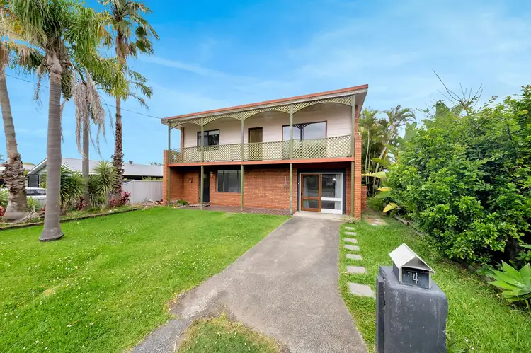 14 Erin Avenue, Berkeley Vale NSW 2261