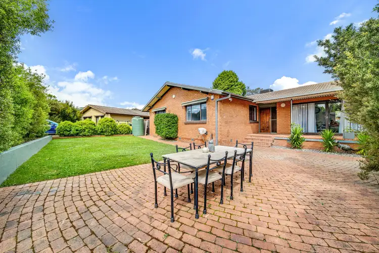 4 Dodd Place, Spence ACT 2615