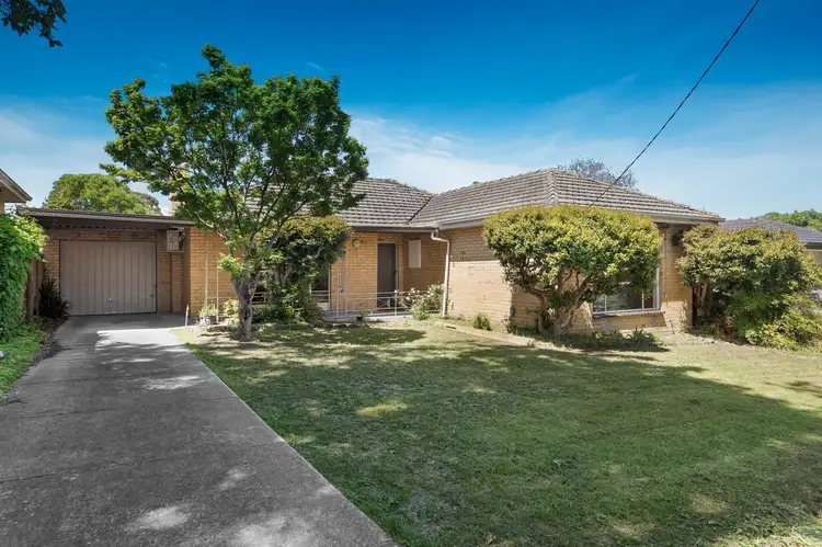 22 Laughlin Avenue, Nunawading VIC 3131
