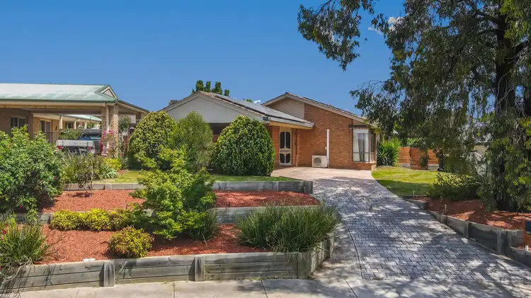 18 Wattle View Grove