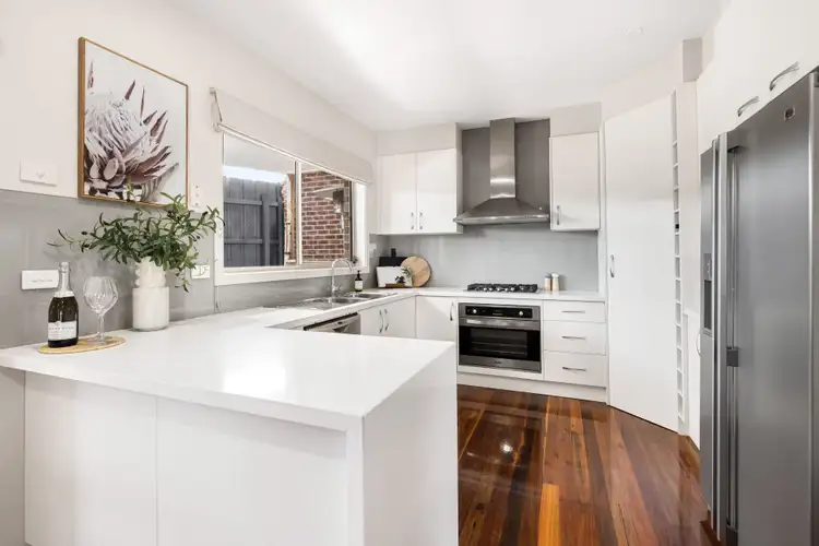 Fifth view of Homely townhouse listing, 2/45 Finchley Avenue, Glenroy VIC 3046