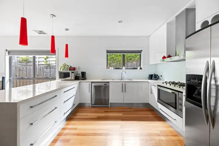 Fourth view of Homely house listing, 8 Sim Crescent, Glenroy VIC 3046