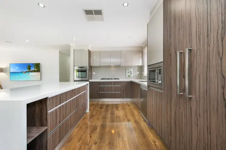 Seventh view of Homely house listing, 3 Wyperfeld Circuit, Caroline Springs VIC 3023