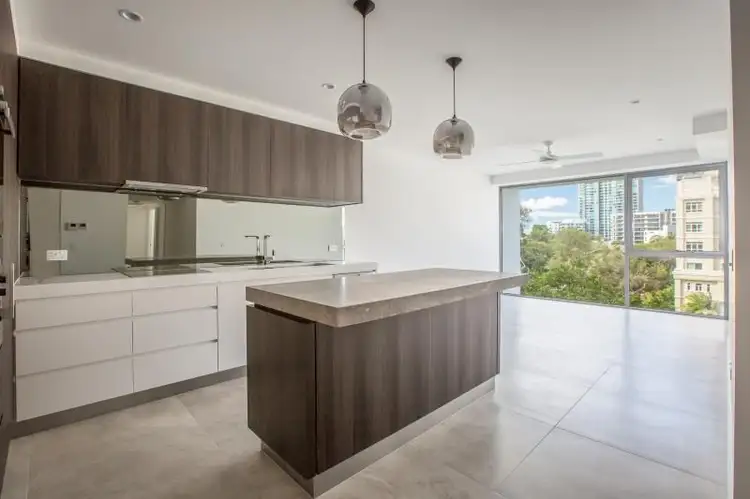 603/30 Brighton Parade, Southport QLD 4215