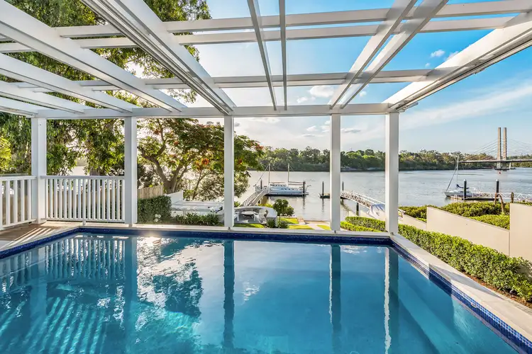 29 Brisbane Corso, Fairfield QLD 4103