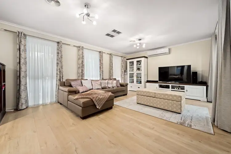 Second view of Homely house listing, 6 Burraneer Close, Ferntree Gully VIC 3156