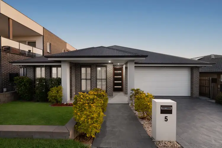 5 Orlando Street, Oran Park NSW 2570