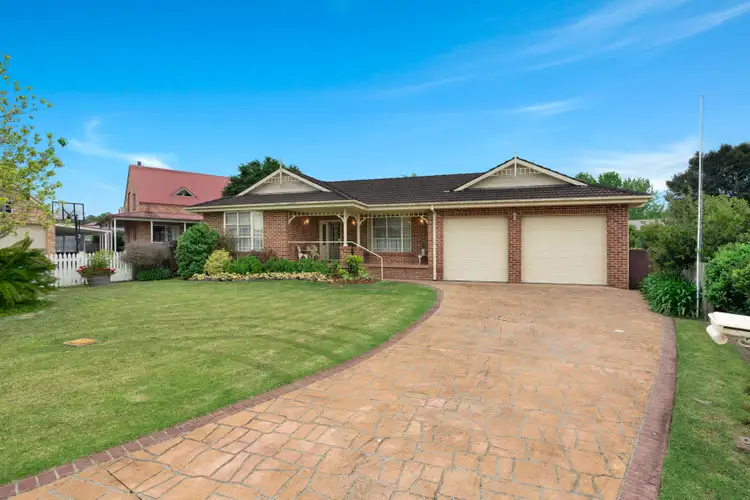 12 Coralie Close, North Nowra NSW 2541