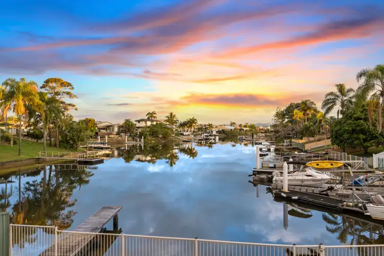 34 Dunkeith Avenue, Benowa Waters QLD 4217