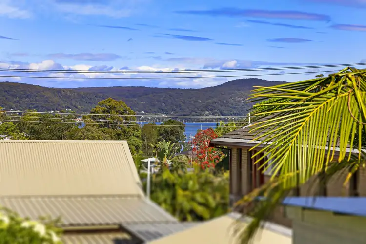 Second view of Homely house listing, 4 Broadwater Drive, Saratoga NSW 2251