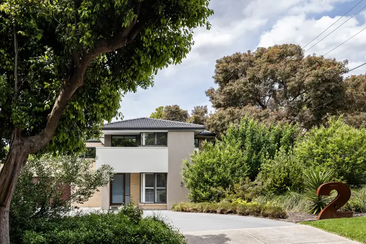2 Hillside Grove, Frankston South VIC 3199