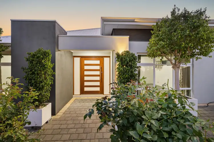 23 The Embankment, South Guildford WA 6055