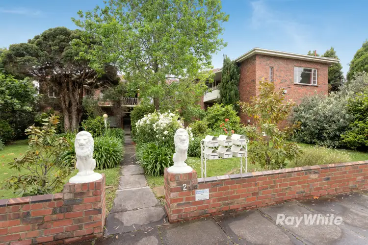 2/2 Dorgan Street, Caulfield North VIC 3161