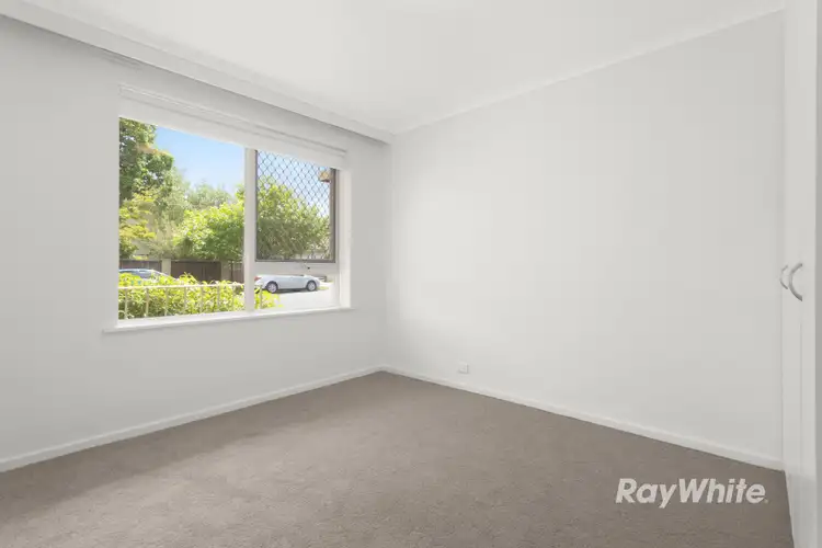 Fifth view of Homely apartment listing, 4/3B Innellan Road, Murrumbeena VIC 3163