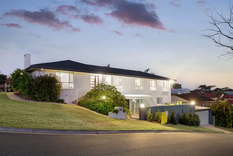 3 Karloff Drive, Stafford Heights QLD 4053
