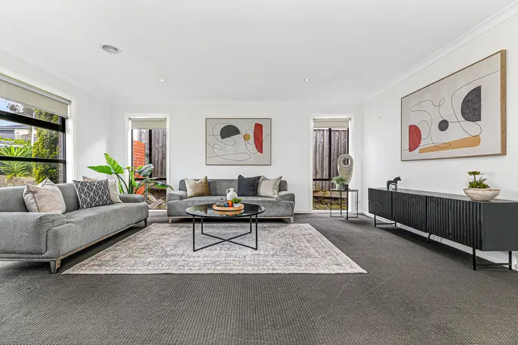 32 Almondsbury Avenue, Berwick VIC 3806