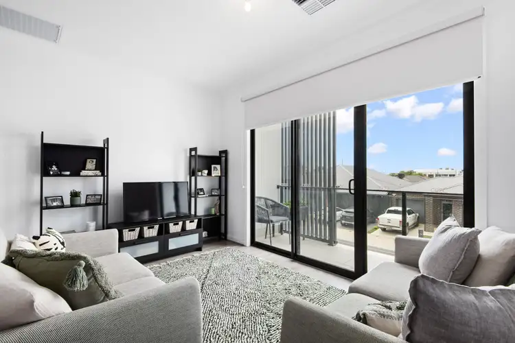 Fifth view of Homely house listing, 8 Victoria Way, Mansfield Park SA 5012