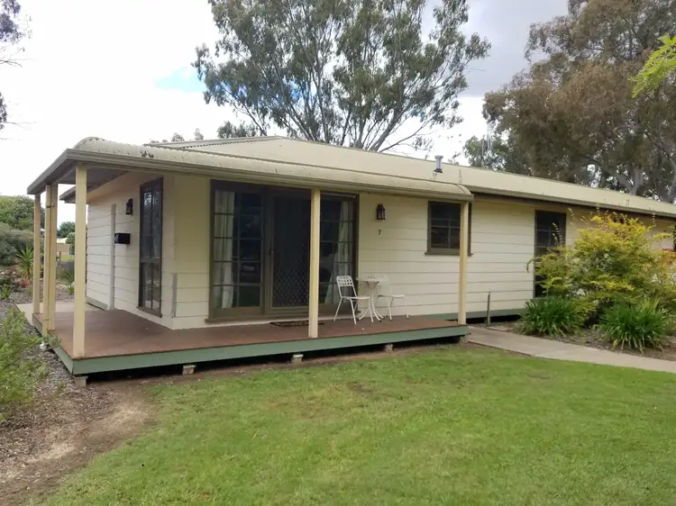 61 Winbi Avenue