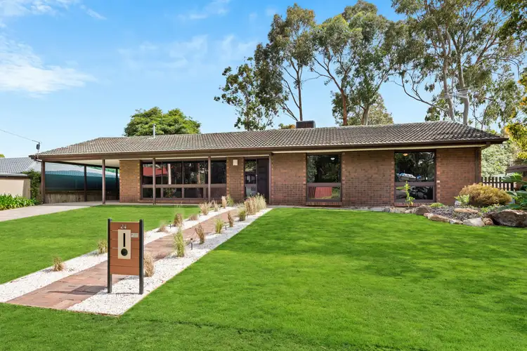 24 Iona Road, Aberfoyle Park SA 5159