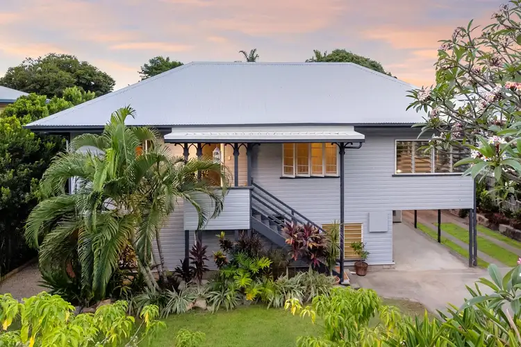 7 Gilbert Crescent, Castle Hill QLD 4810