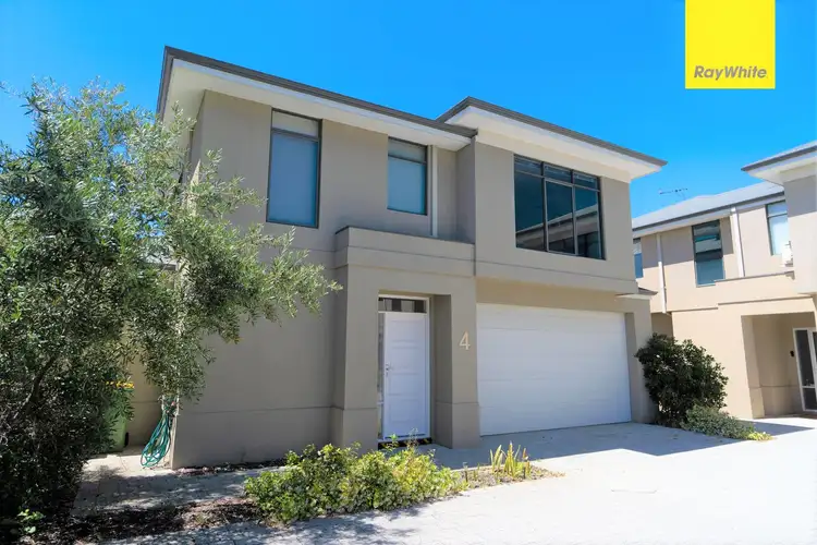 4/8 Raleigh Street, Belmont WA 6104