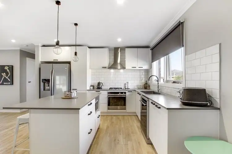 Second view of Homely unit listing, 1/406 Station Street, Bonbeach VIC 3196
