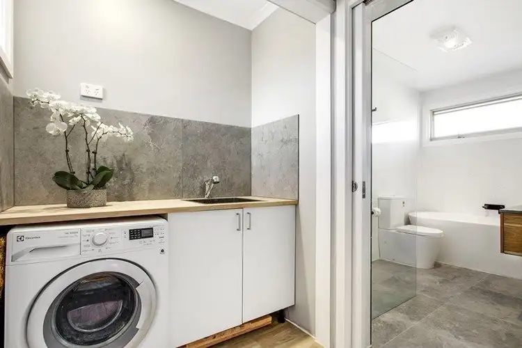 Fifth view of Homely unit listing, 1/406 Station Street, Bonbeach VIC 3196