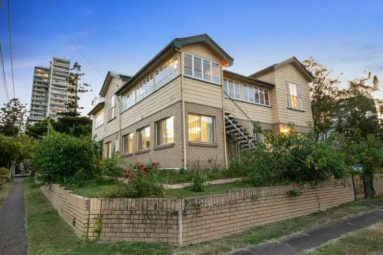 31 Julia Street, Highgate Hill QLD 4101
