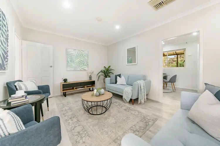 17 Billabong Road, Para Hills SA 5096