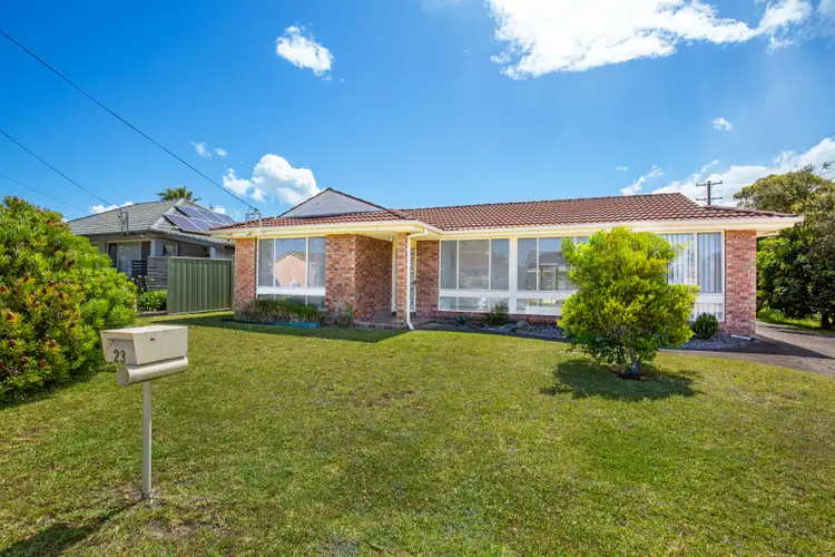 23 Amundsen Avenue, Shoalhaven Heads NSW 2535