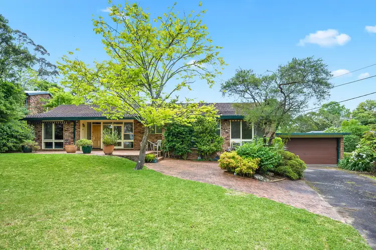 15 Ironbark Close, Westleigh NSW 2120