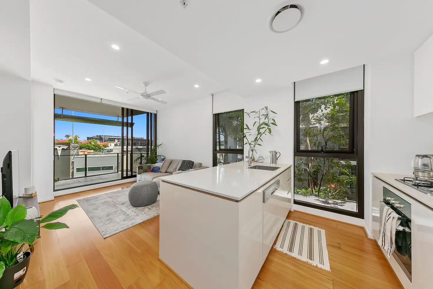 Main view of Homely apartment listing, 40501/1033 Ann Street, Newstead QLD 4006