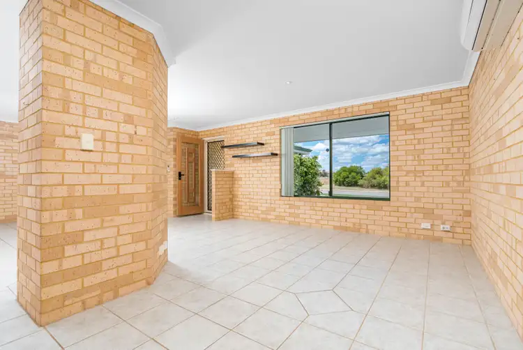 Fourth view of Homely house listing, 10 Mugana Crescent, Waggrakine WA 6530