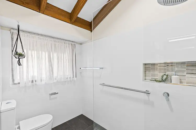 Fifth view of Homely house listing, 27 Illowra Crescent, Primbee NSW 2502