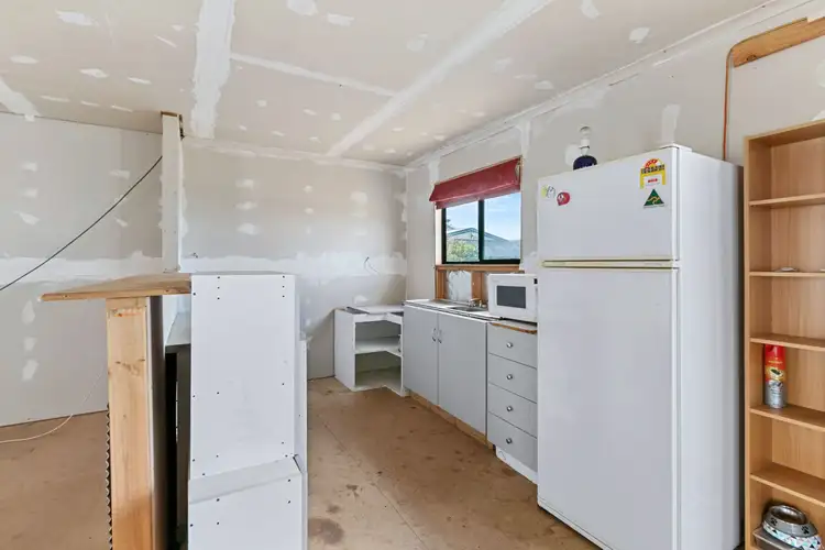 Sixth view of Homely house listing, 2 Casper Crescent, Port Victoria SA 5573