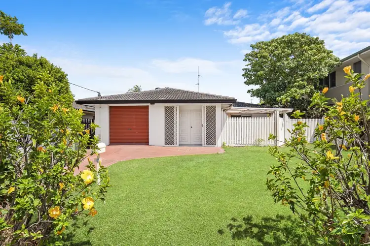 Second view of Homely house listing, 6 Mascala Parade, Mermaid Waters QLD 4218