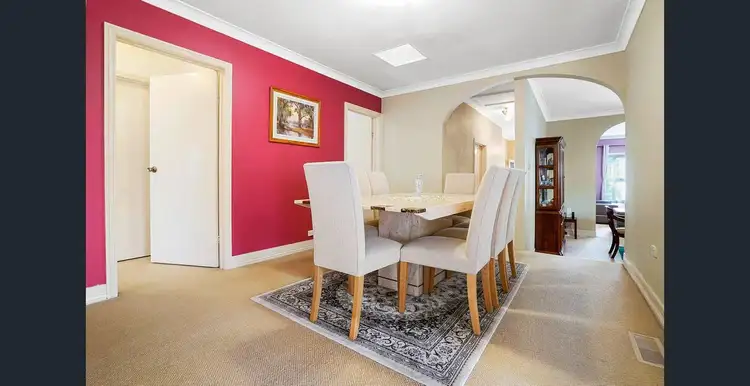 383 Elgar Road, Mont Albert VIC 3127