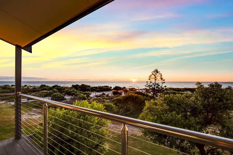 22 Cormorant Court, West Lakes Shore SA 5020