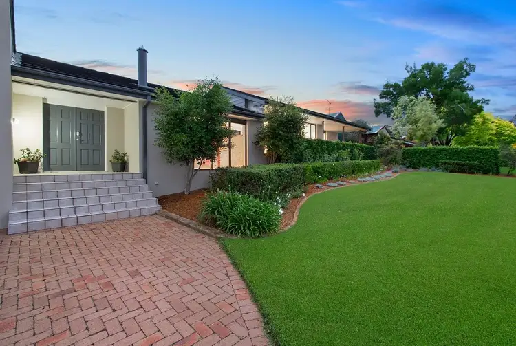 5 Pamela Crescent, Bowen Mountain NSW 2753