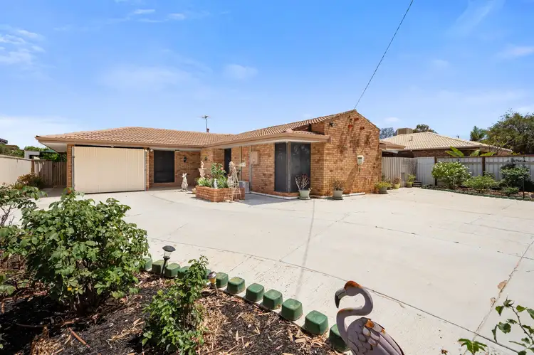 214 Collins Street, West Lamington WA 6430