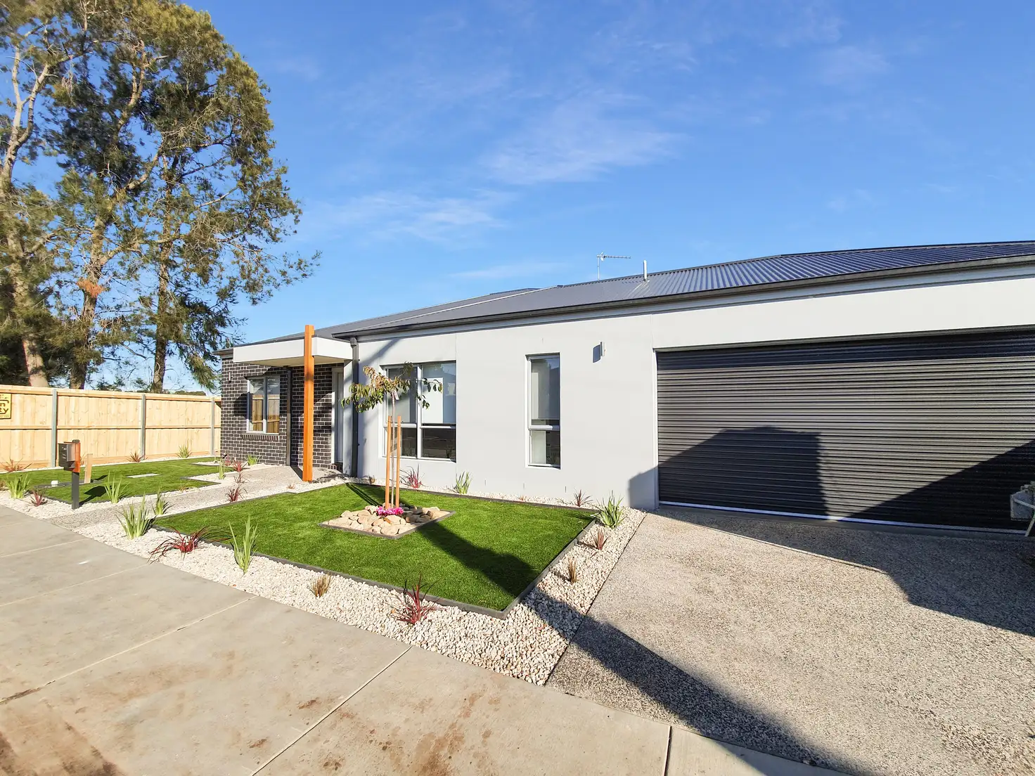 Main view of Homely townhouse listing, 115 Reynolds Road, Belmont VIC 3216