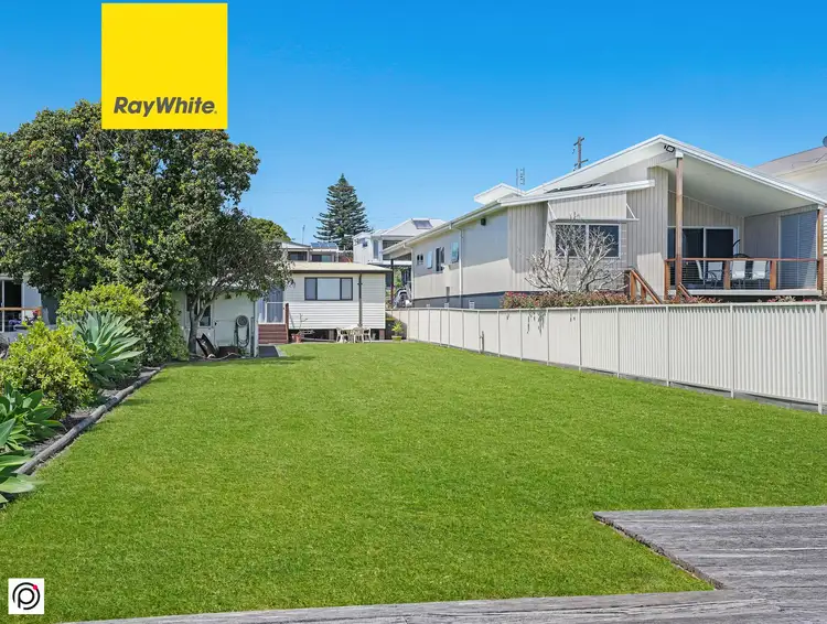 Fifth view of Homely house listing, 32 Lakeview Parade, Primbee NSW 2502