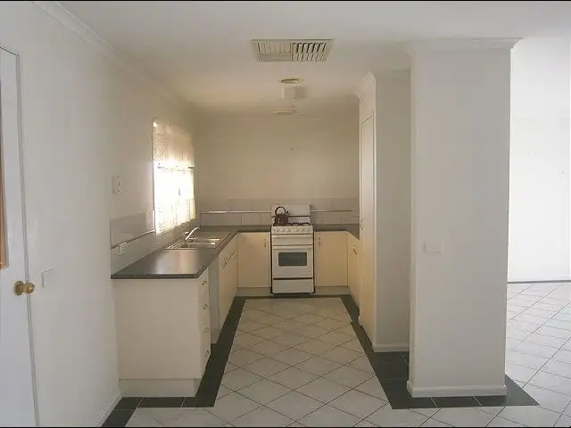 Fourth view of Homely house listing, 5 Quinn Court, Echuca VIC 3564