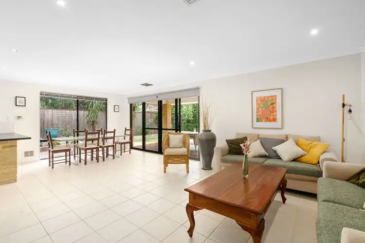 1 Trent Bridge Avenue, Madeley WA 6065