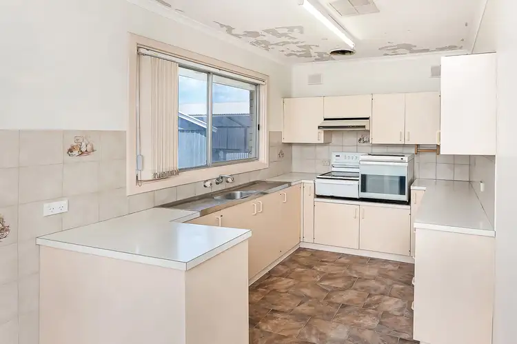 Fifth view of Homely house listing, 12 Doecke Road, Murray Bridge SA 5253