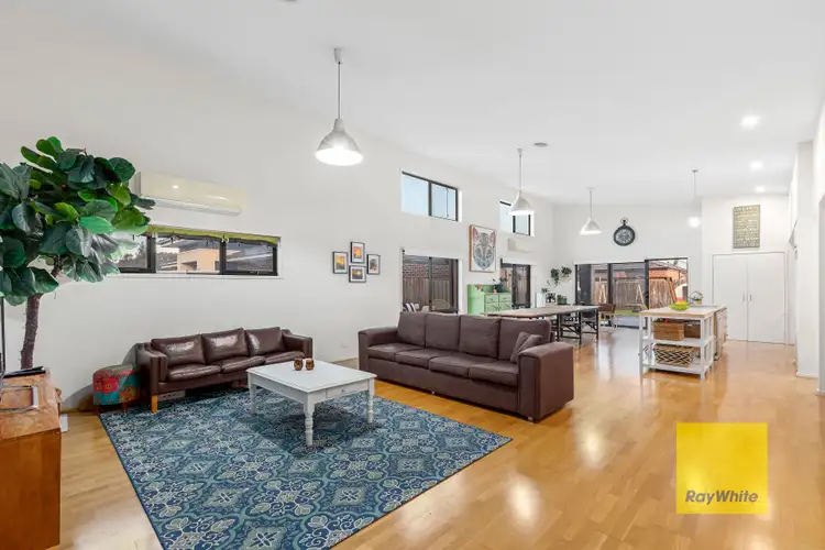 105 Warralily Boulevard, Armstrong Creek VIC 3217