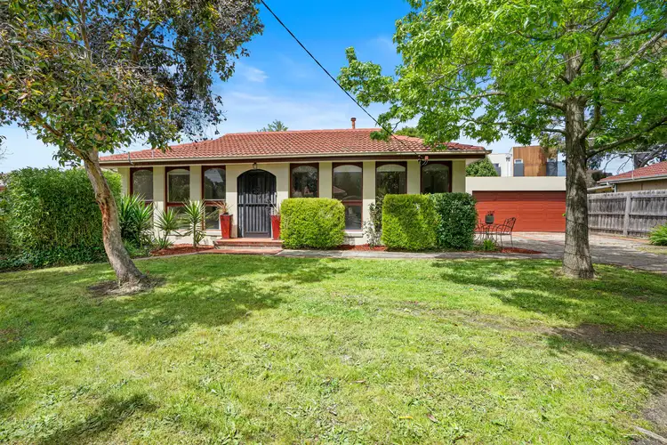 27 Chaucer Crescent, Bundoora VIC 3083