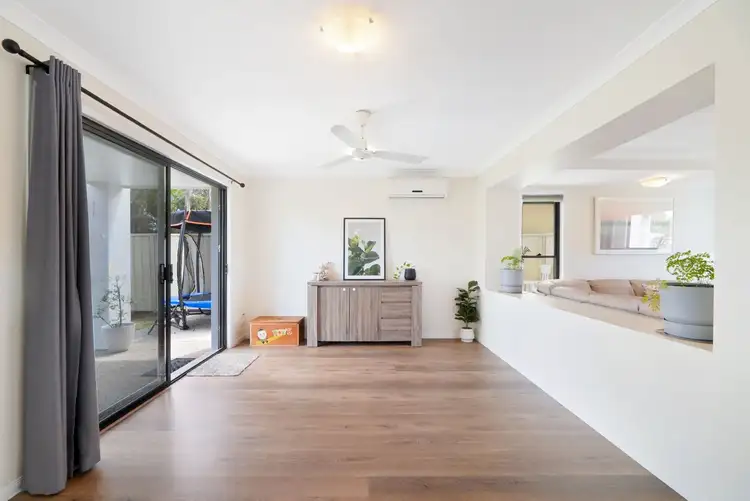 Sixth view of Homely house listing, 40 Christina Ryan Way, Arundel QLD 4214