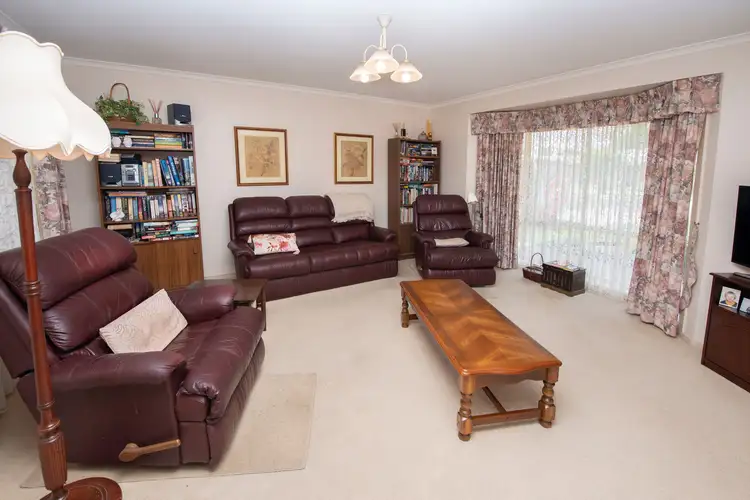 Third view of Homely house listing, 5 Guardian Court, Swan Hill VIC 3585